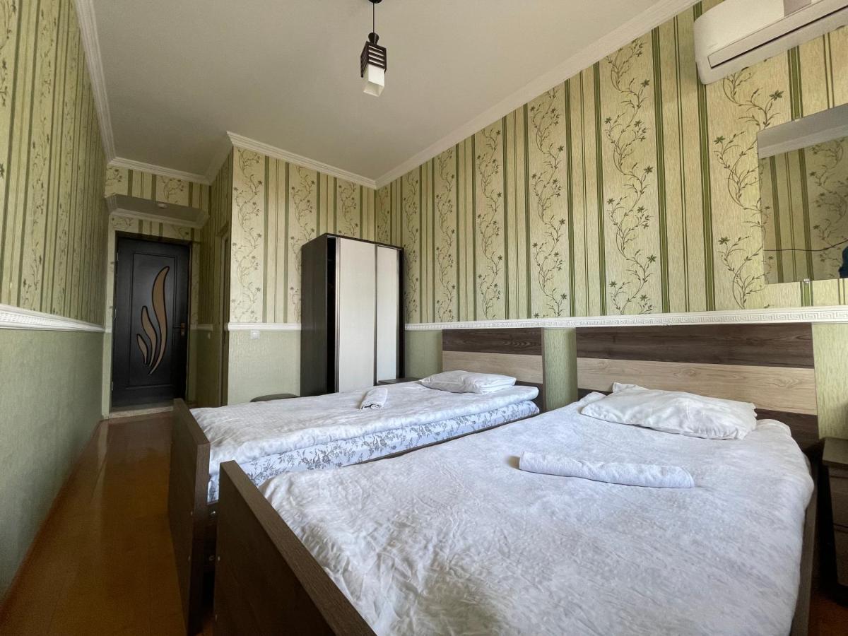 Imperator 1 Hotel Kutaisi Eksteriør billede
