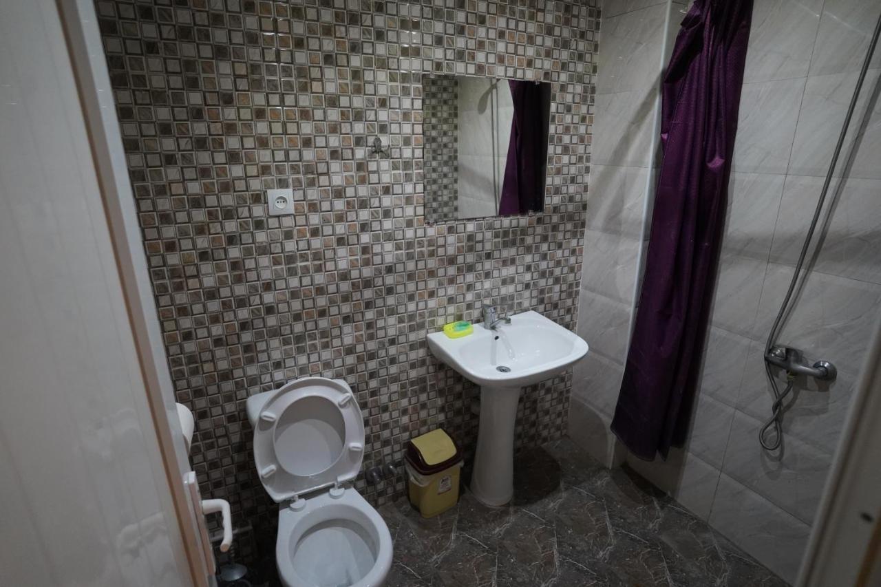 Imperator 1 Hotel Kutaisi Eksteriør billede