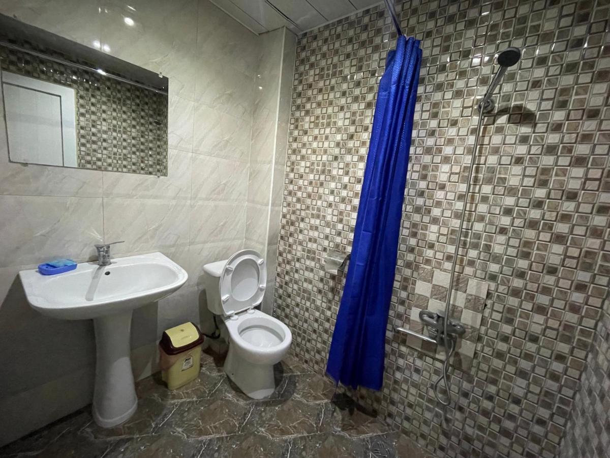 Imperator 1 Hotel Kutaisi Eksteriør billede