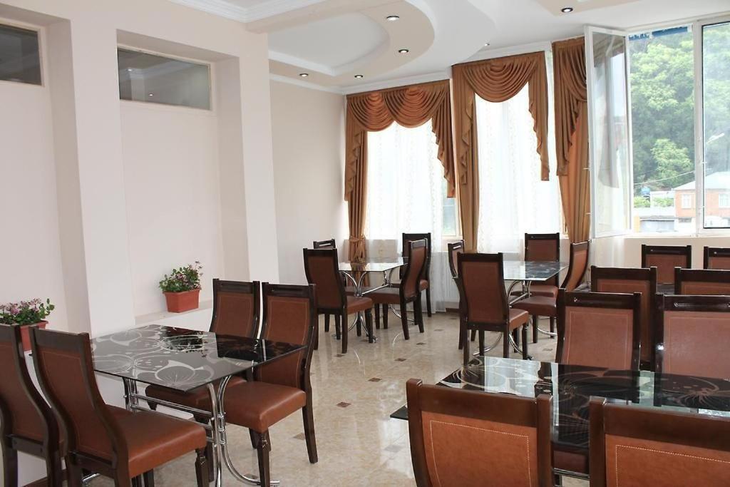 Imperator 1 Hotel Kutaisi Eksteriør billede